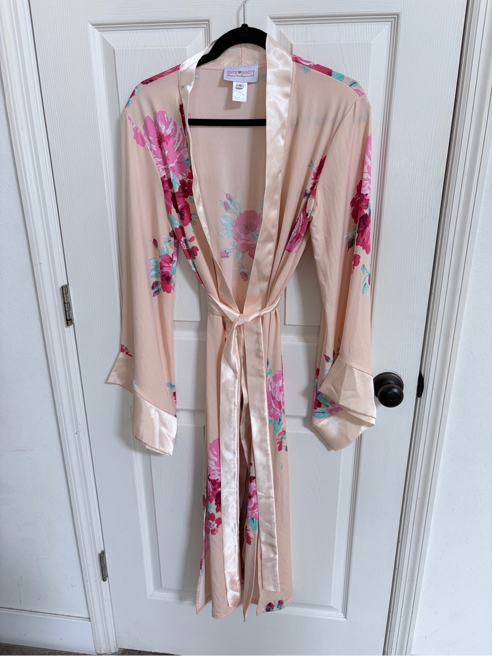 Cute Booty Geisha Floral Satin-Trim Robe - Blush Pink size S, loungewear